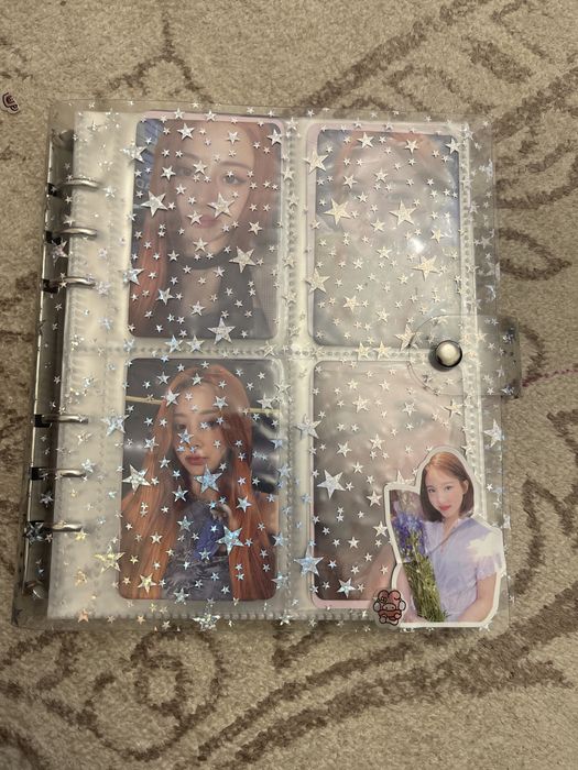 Биндер с айдолами разных групп