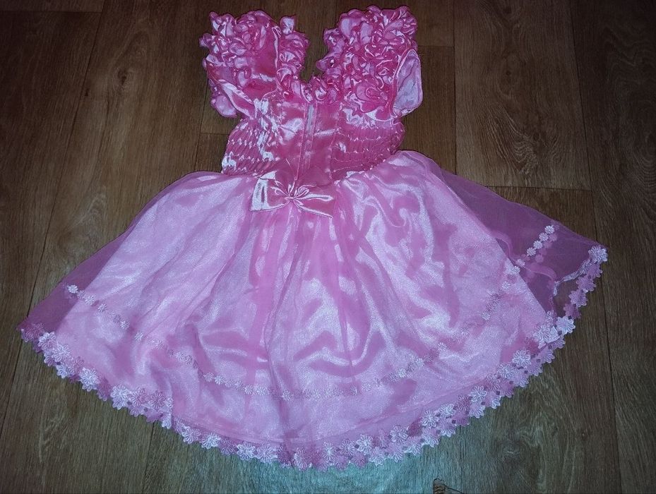 Платье нарядное для девочек