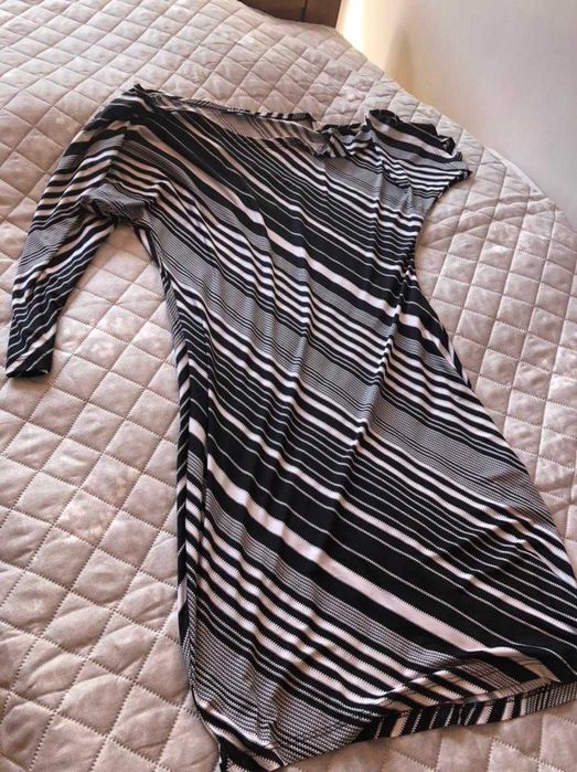 продам платья S-M Таугуль 3