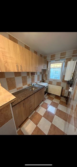 Apartament de inchiriat in Gaesti