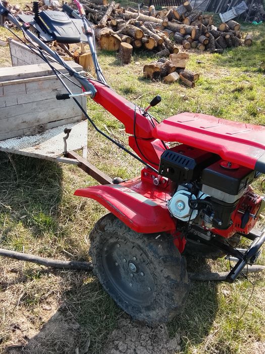 Vând motocultor 10 cai