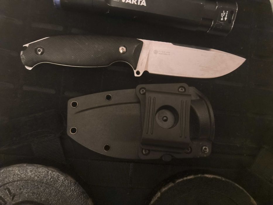 Нож Ruike Jager F118-B Black