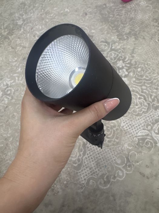 Трековый светильник