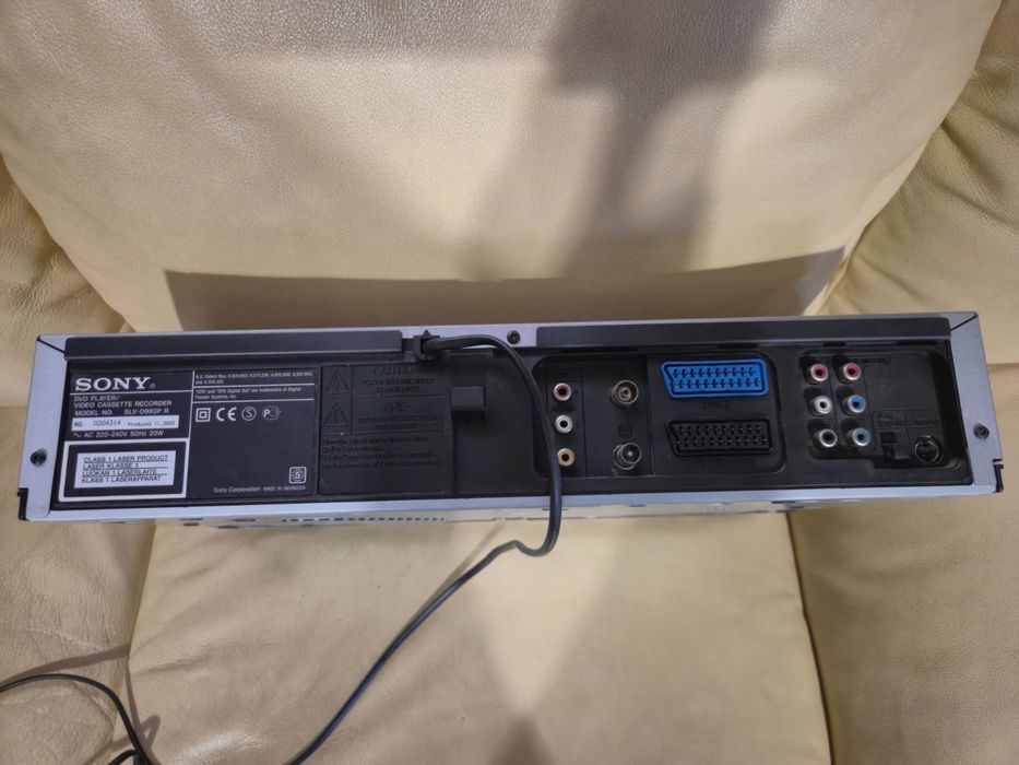 Видеомагнитофон Sony SLV-D990P DVD/VHS Combo