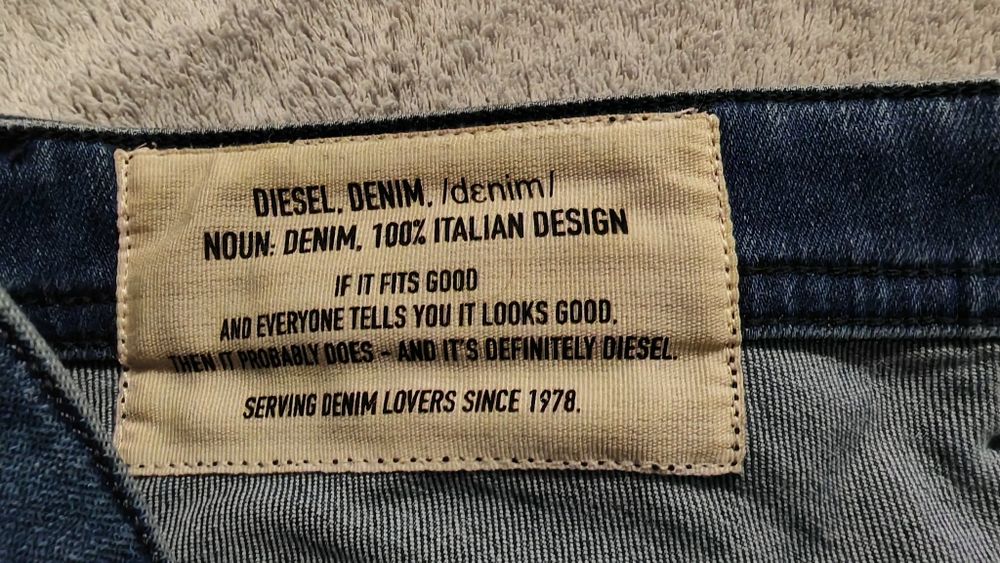 Blugi Diesel Thommer-X Slim-Skinny W31 L32