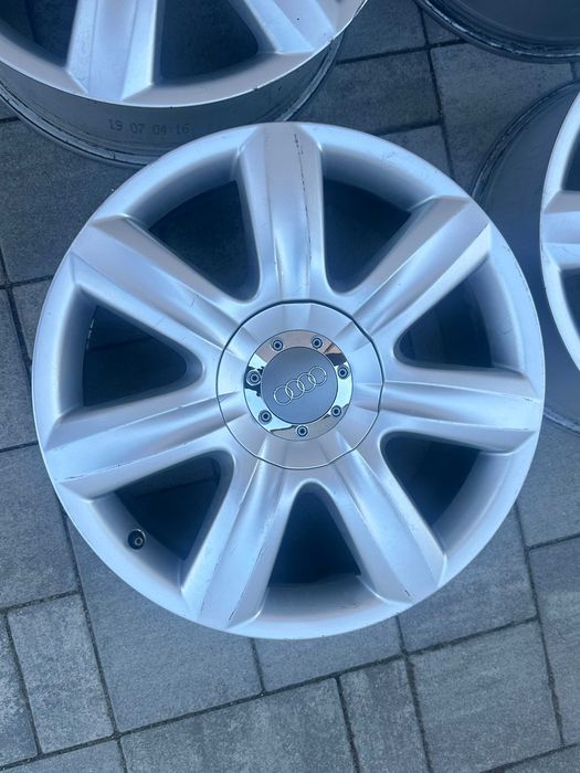 JANTE Aliaj 19 Originale AUDI- Volkswagen - IMPECABILE