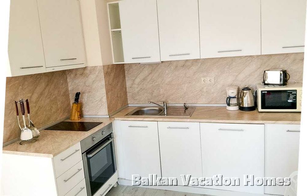 Тристаен апартамент с морска гледка във Varna Southbay Residence