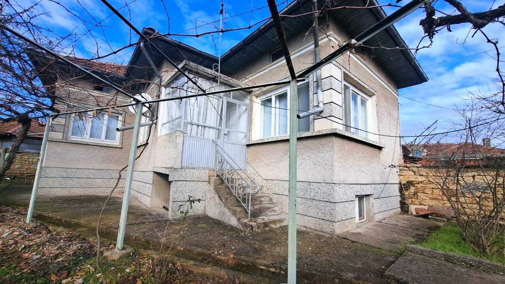 Продава се Къща в Русе, Център - 158 кв.м за 235 €/кв.м - Снимка #2