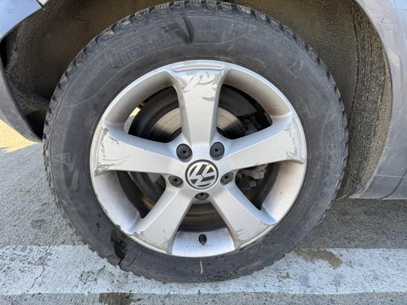 Jante aliaj R16 anvelope iarna Volkswagen Golf 5