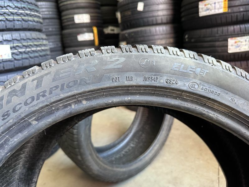 325/35/22//285/40/22 PIRELLI