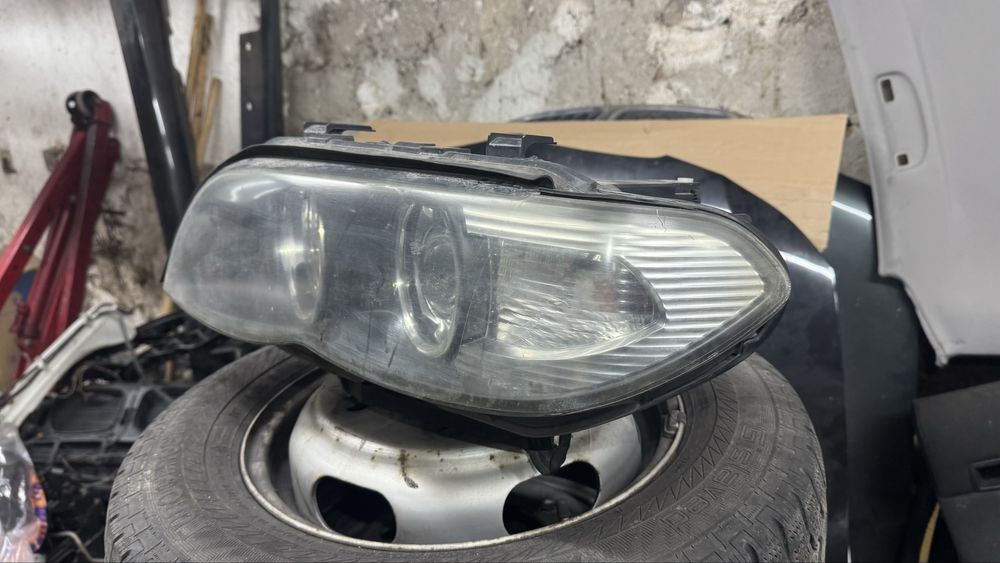 Ляв фар за БМВ х5 е53 фейслифт н7