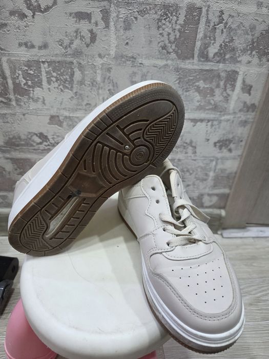 Кросовки пудровые