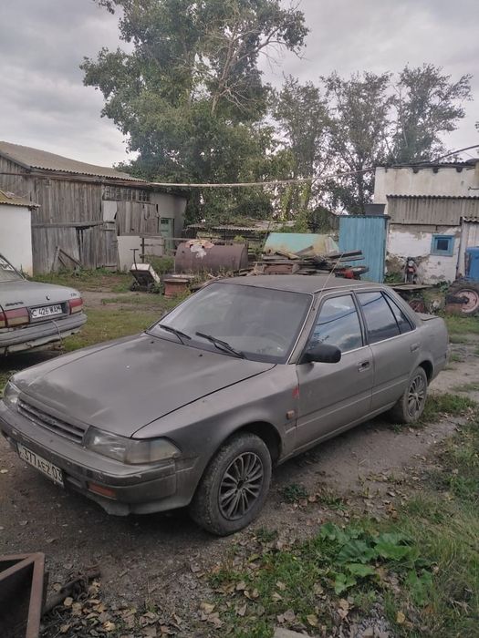 Продаётся тойота карина 2  акпп  1988 г. г.в.
