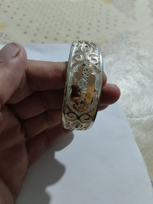 Браслет продам смотрите