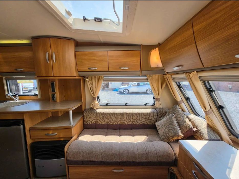 Rulota de închiriat Swift Challenger 530/2012