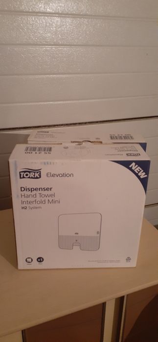 Диспенсер для салфетки