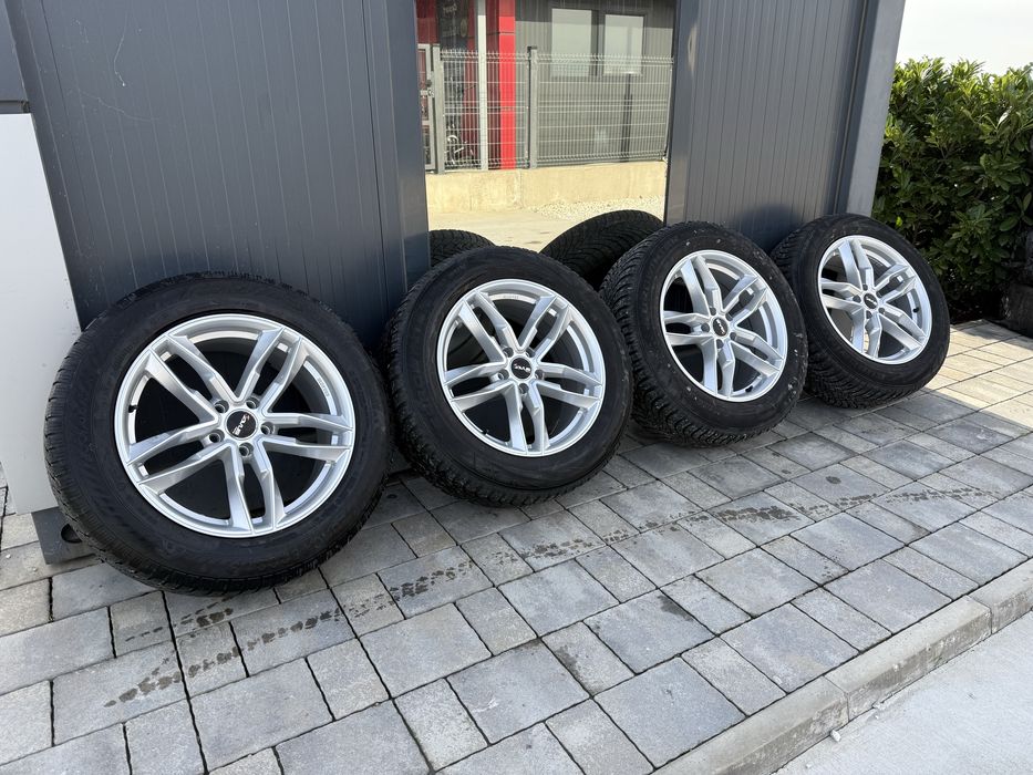 WV Audi 5x112/66.6 Оригинални 235/60/18 Зимни Дот 22