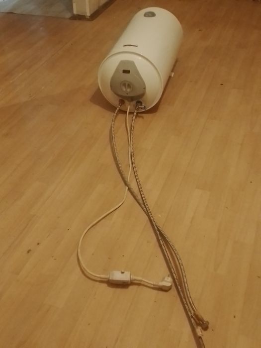 Продам аристон термекс