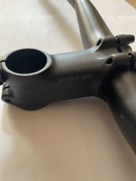 Руль с выносом Syncros