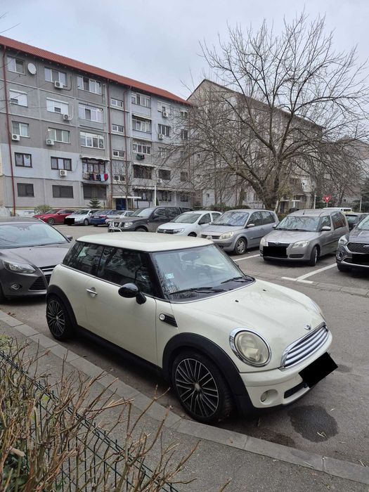 Vând Mini Cooper 1.4 Benzina