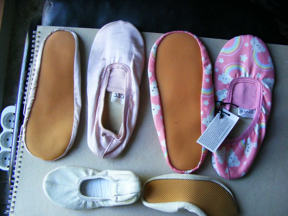 Цвички различни цветове и размери