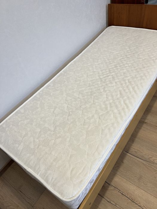Матрас для кровати