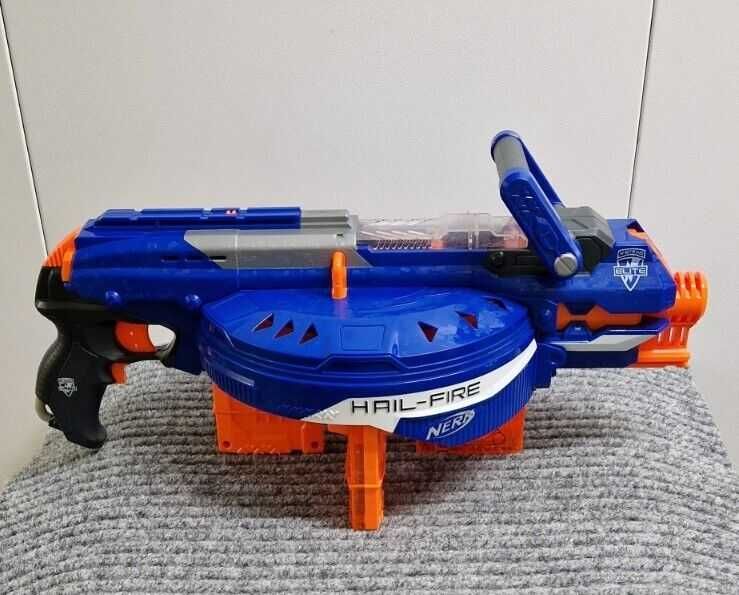 НЪРФ, Бластер с батерии : Nerf Gun N-Strike Elite Hail Fire