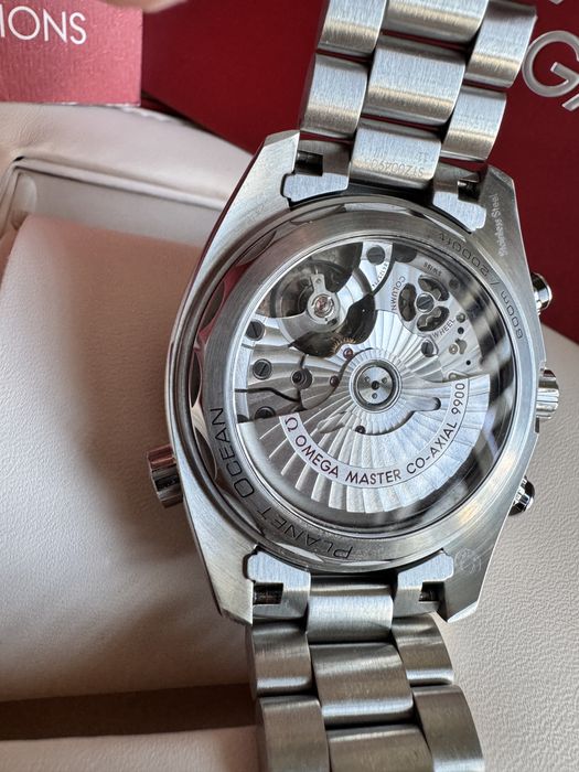 Omega Planet Ocean 45,5мм в гаранция