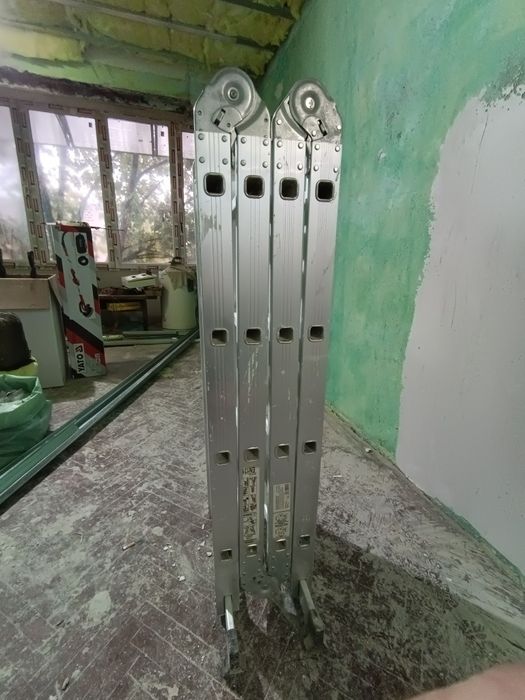 Многофункционална алуминиева стълба