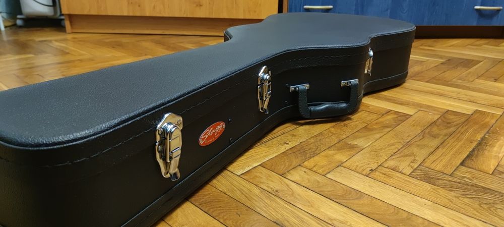 Твърд кейс/куфар за класическа китара