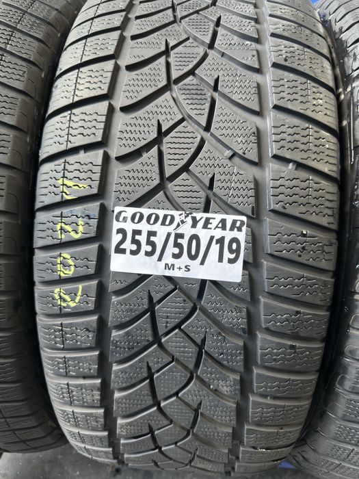 255/50/19 Good Year M+S