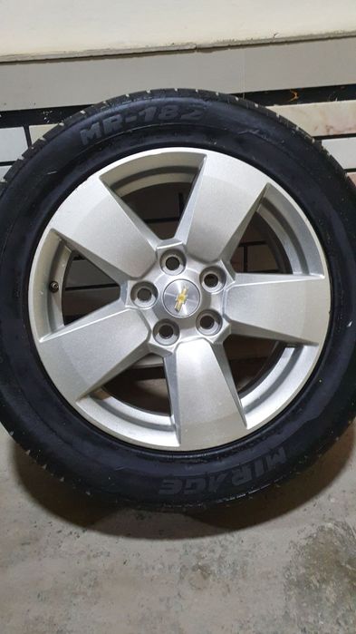 Malibu 1 diska sotiladi