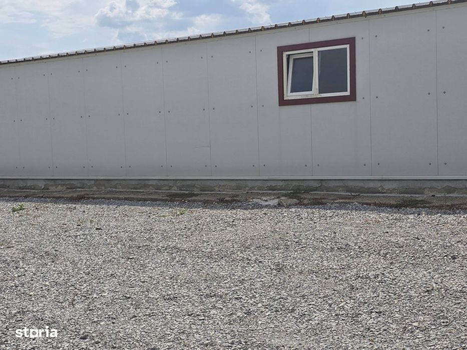 Hală De Vânzare În Palota , Teren 1.568 Mp ,Acces  Vehicule Grele