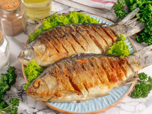 Жареная рыба достыка