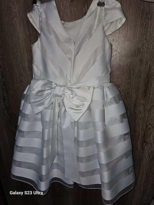 Новое  Шикарное Платье для девочки