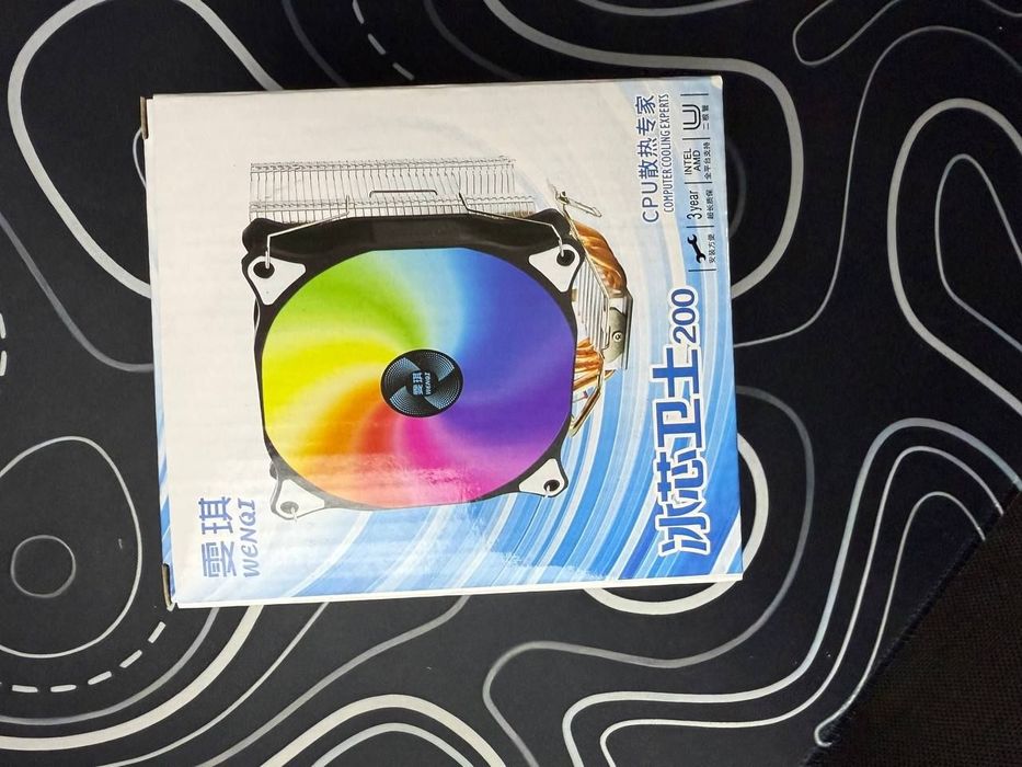 Новый Башенный кулер ( С подсветкой) intel крепление