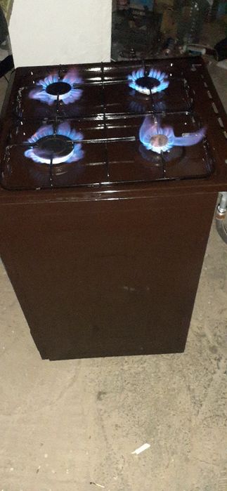 Срочно продаётся  газ плита Бе