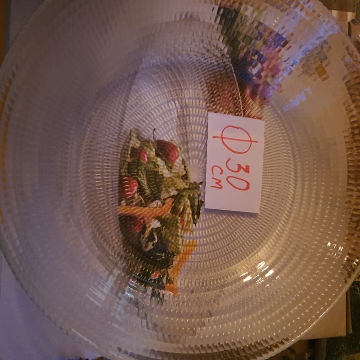 Блюдо новое,стеклянные,диаметр 30 см