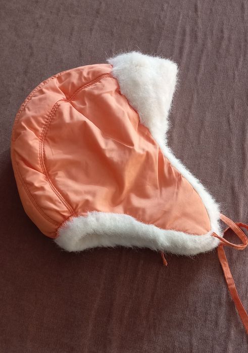 Продам шапку детскую