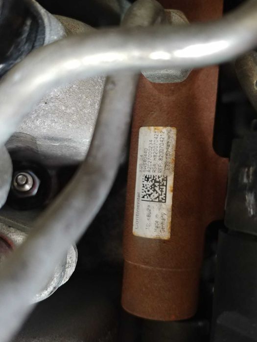 rampa injectoare 1.5 dci nissan qashqai  renault scenic 3 clio 3 megane 3  8200704212  h8200704217  a2c27000234