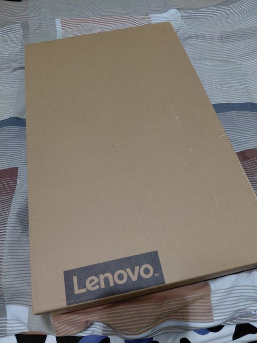 Lenovo i5 256gb 8gb ram