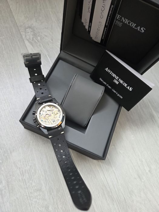 Perfect pt Ziua indragostitilor,Ceas mecanic racing panda, geam safir,