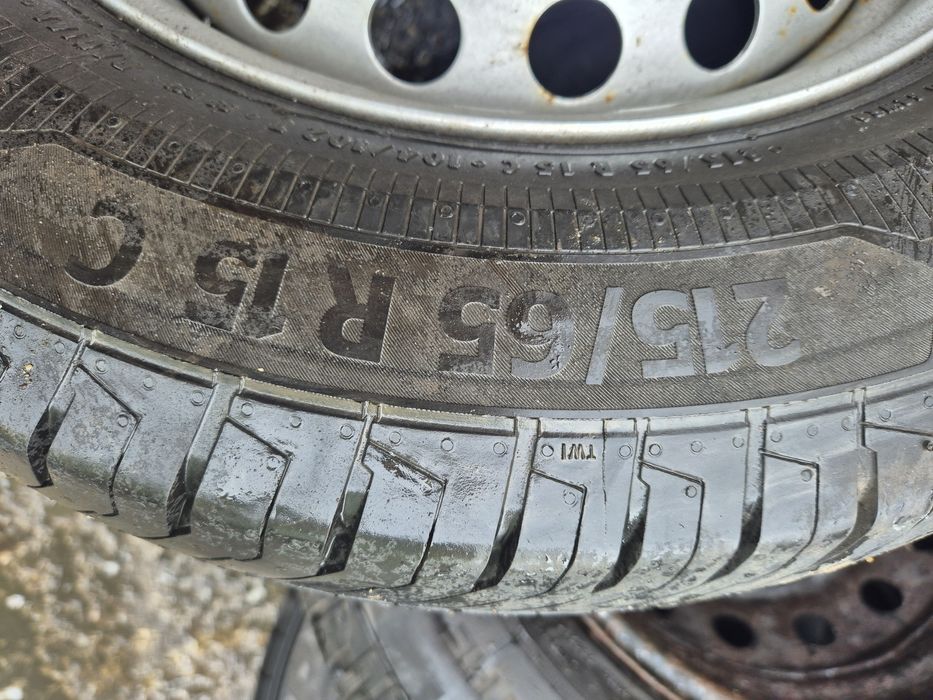 Резервна гума за бус Форд транзит 2022/ 6.5ж Х15/ ет 60/