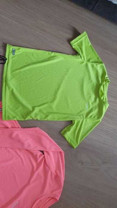 2 bluze upf 8-9 ani, labe inot 34/35 Decathlon
