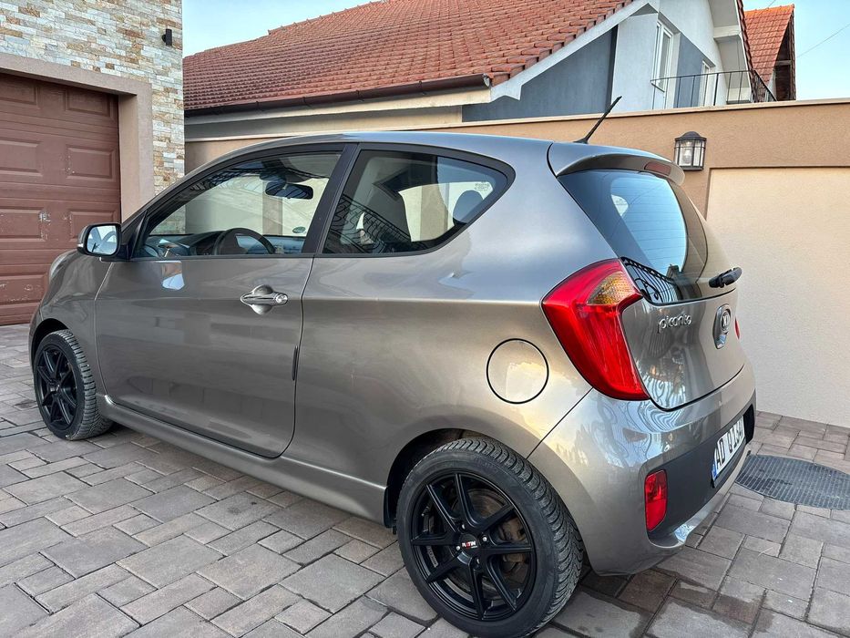 Kia Picanto 1.2 benzina / 2013 / 121000 km
