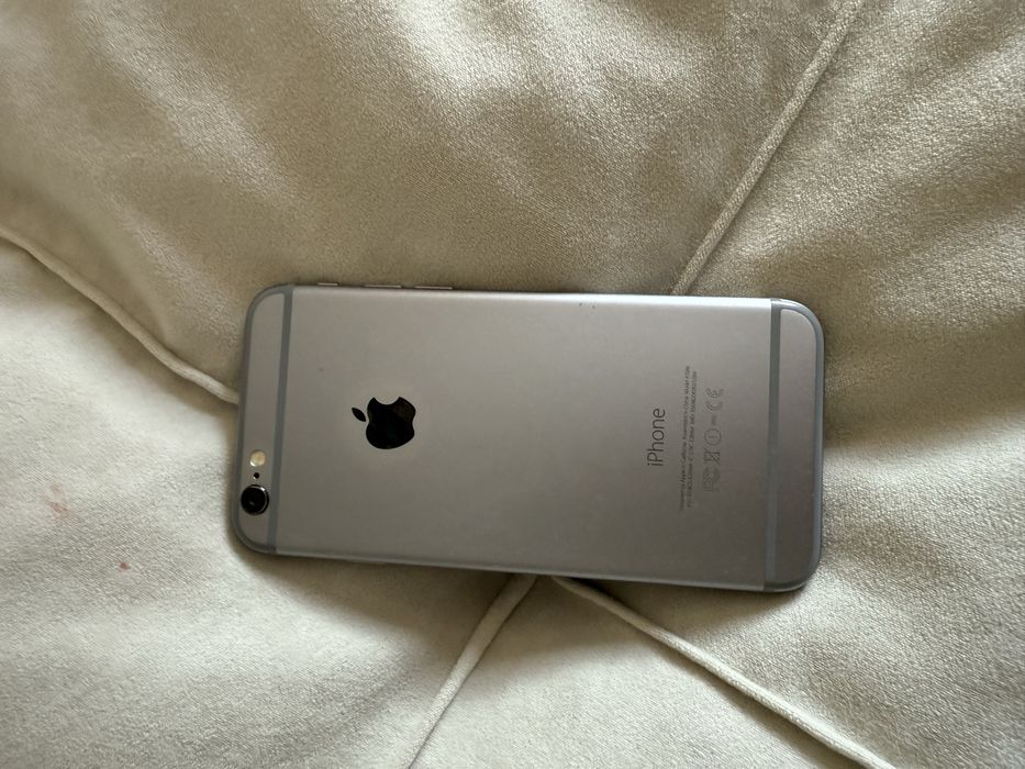 Продам телефон самсунг и айфон