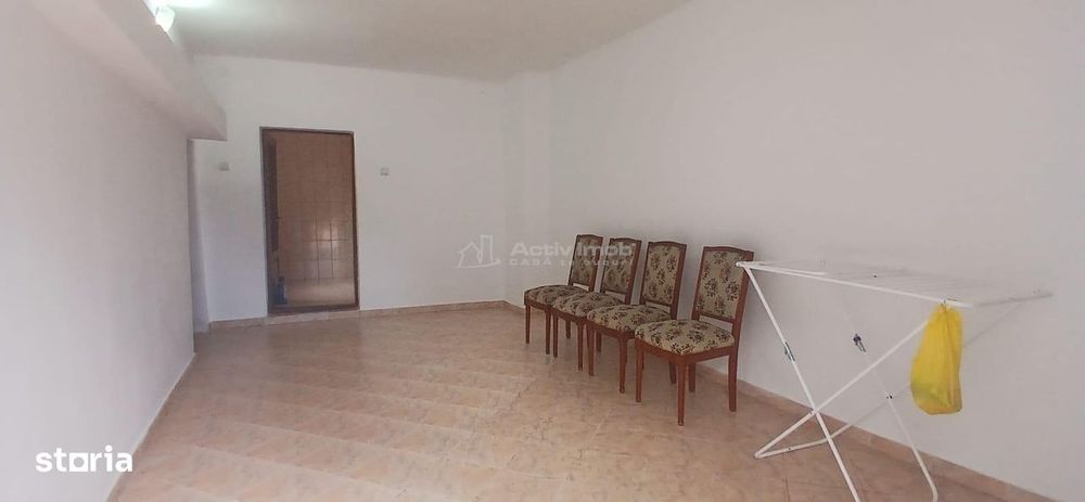 Casa 8 camere de vanzare Valea Voievozilor Targoviste 653mp teren
