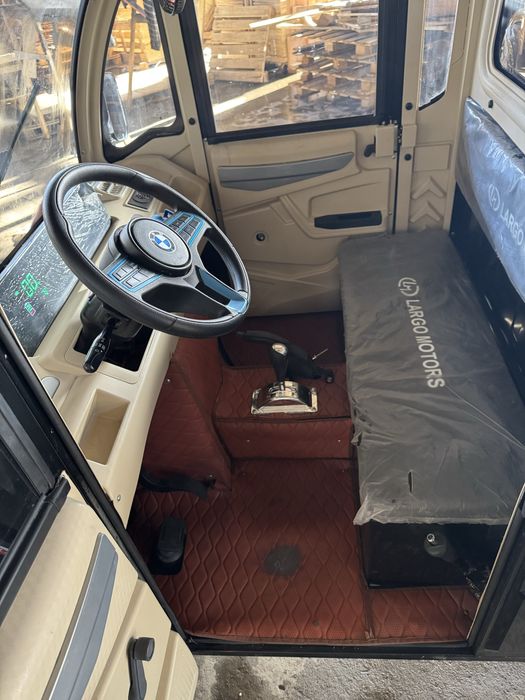 Продам электро трицикл новый