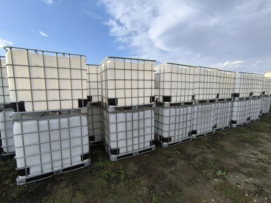 Контейнери ,бидони 1000 литра чисти!