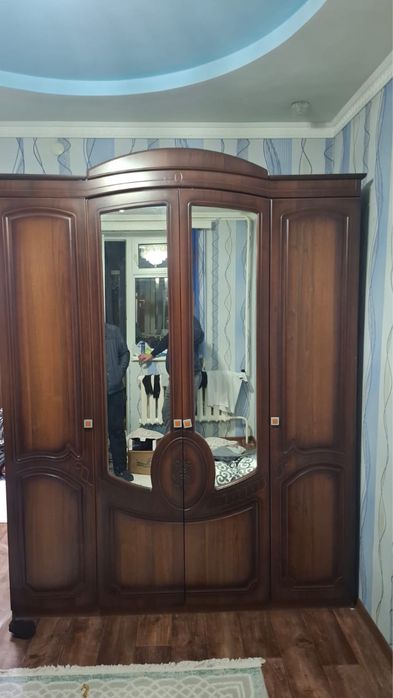 Шкаф в хорошем сост